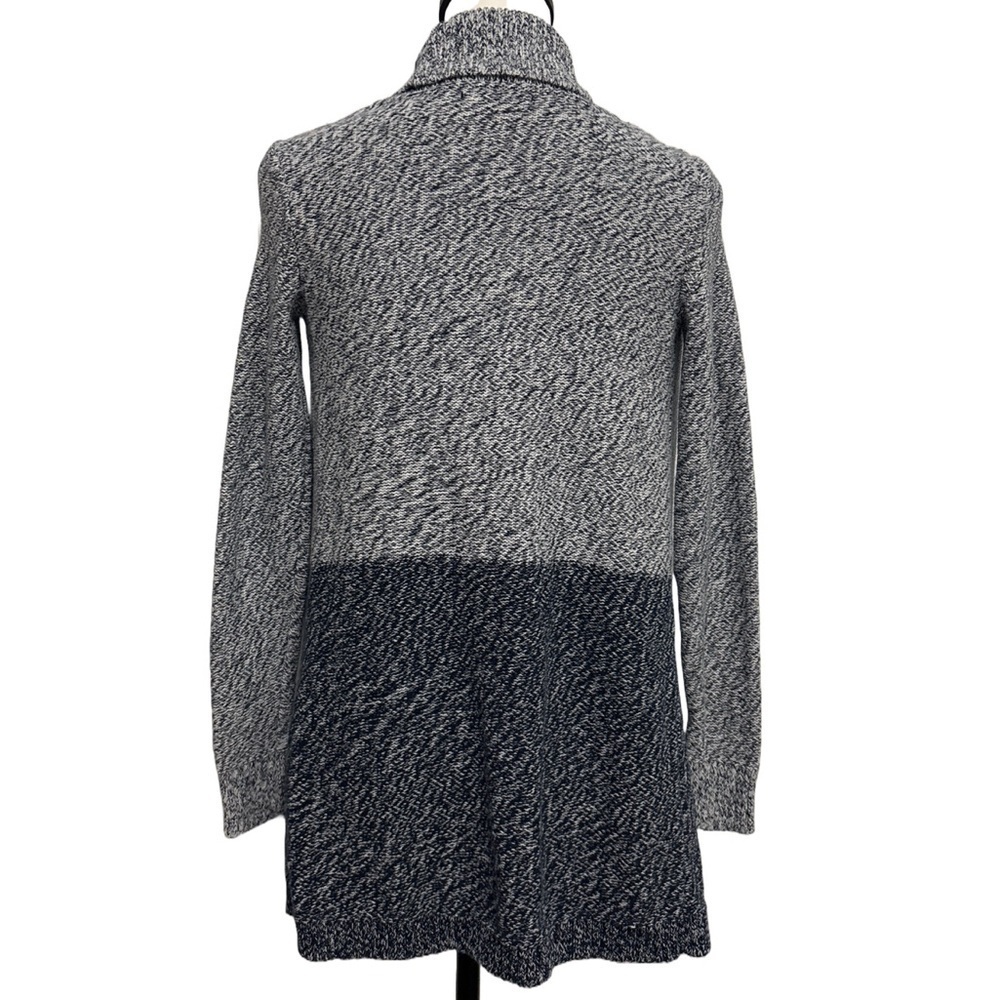 Tommy Hilfiger Ombré Gray Blue Cardigan Size XS - Picture 2 of 5